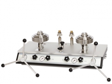 CPB5600DP活塞式壓力計(jì)